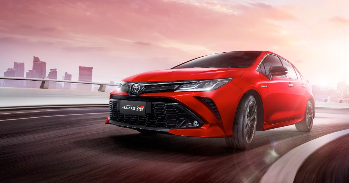 เปิดตัว Toyota Corolla Altis รุ่นปี 2023 ใหม่ เพิ่มอุปกรณ์ใหม่ในทุกรุ่นย่อย กับราคาที่ปรับขึ้นเป็นเริ่มต้น 894,000 บาท