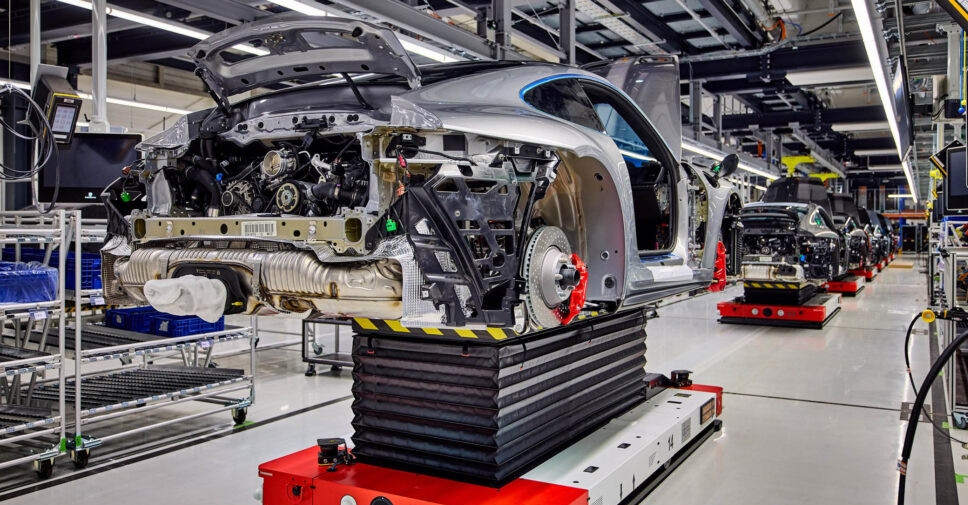 โรงงาน Zuffenhuasen ของ Porsche พร้อมสำหรับการใช้เทคโนโลยีไร้คนขับในการผลิตแล้ว