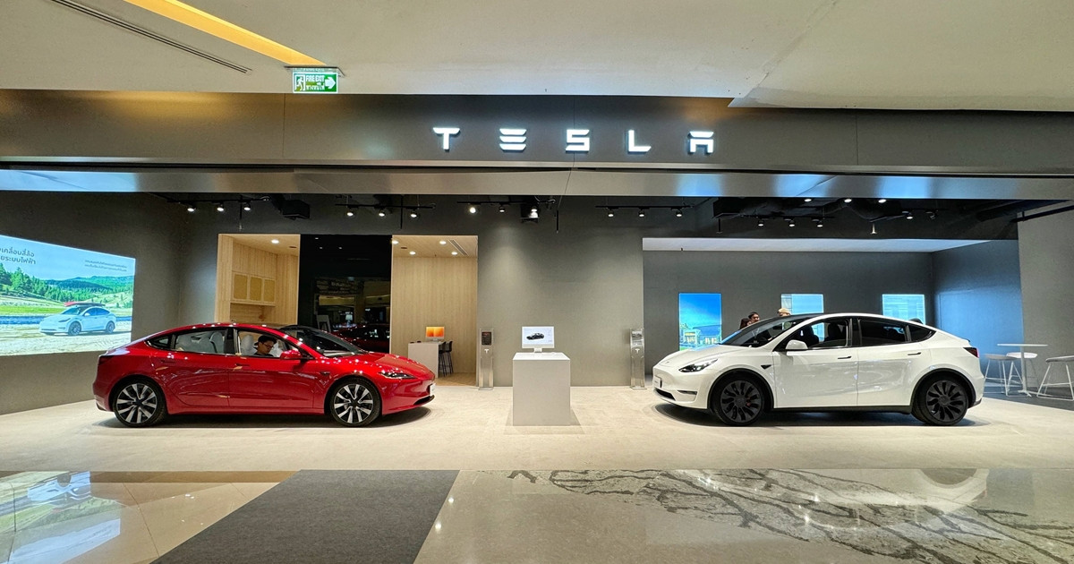 Tesla เปิดตัว Experience Store แห่งใหม่ ณ สยามพารากอน พร้อมการเปิดตัวร้านค้าออนไลน์ เชื่อมโยงให้ลูกค้าได้สัมผัสประสบการณ์เต็มรูปแบบ
