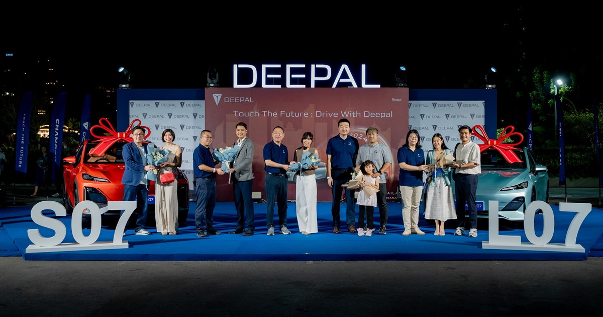 CHANGAN ส่งมอบรถยนต์ ‘DEEPAL L07 และ DEEPAL S07’ ล็อตแรก ถึงมือลูกค้าชาวไทยในงาน “Touch the Future : Drive With DEEPAL”