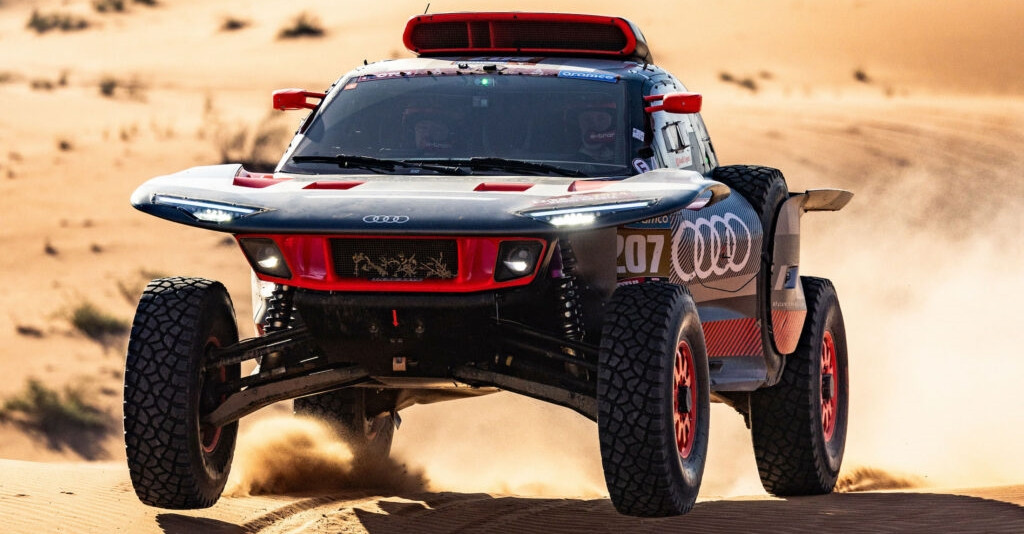 Carlos Sainz คว้าแชมป์ Dakar ครั้งที่ 4 พร้อมชัยชนะแรกของ Audi