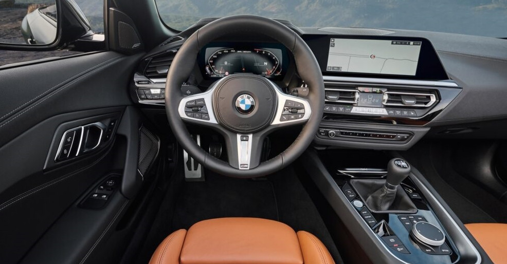 BMW Z4 M40i ปี 2025 จะได้รับระบบเกียร์ธรรมดา 6 สปีด