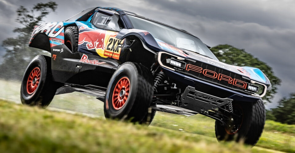 Ford Raptor T1+ ตัวแข่ง Dakar ติดตั้งเครื่องยนต์ Coyote V8