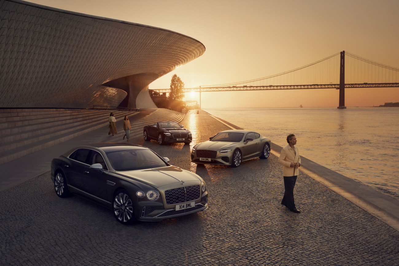 เบนท์ลีย์ มอเตอร์ส เปิดตัว New Continental GT/C Mulliner และ Flying Spur Mulliner ซูเปอร์คาร์เรือธงรุ่นใหม่ล่าสุดที่หรูหราและทรงสมรรถนะที่สุดของแบรนด์