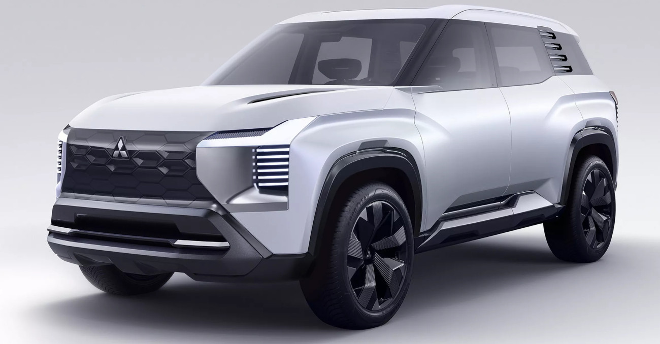 เผยโฉมรถต้นแบบ Mitsubishi DST Concept ร่าง SUV 7 ที่นั่งใหม่