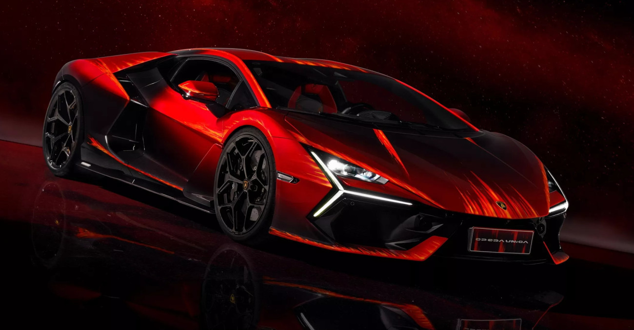 Lamborghini Revuelto รุ่นพิเศษร้อนแรงดั่งไฟ ในจีน