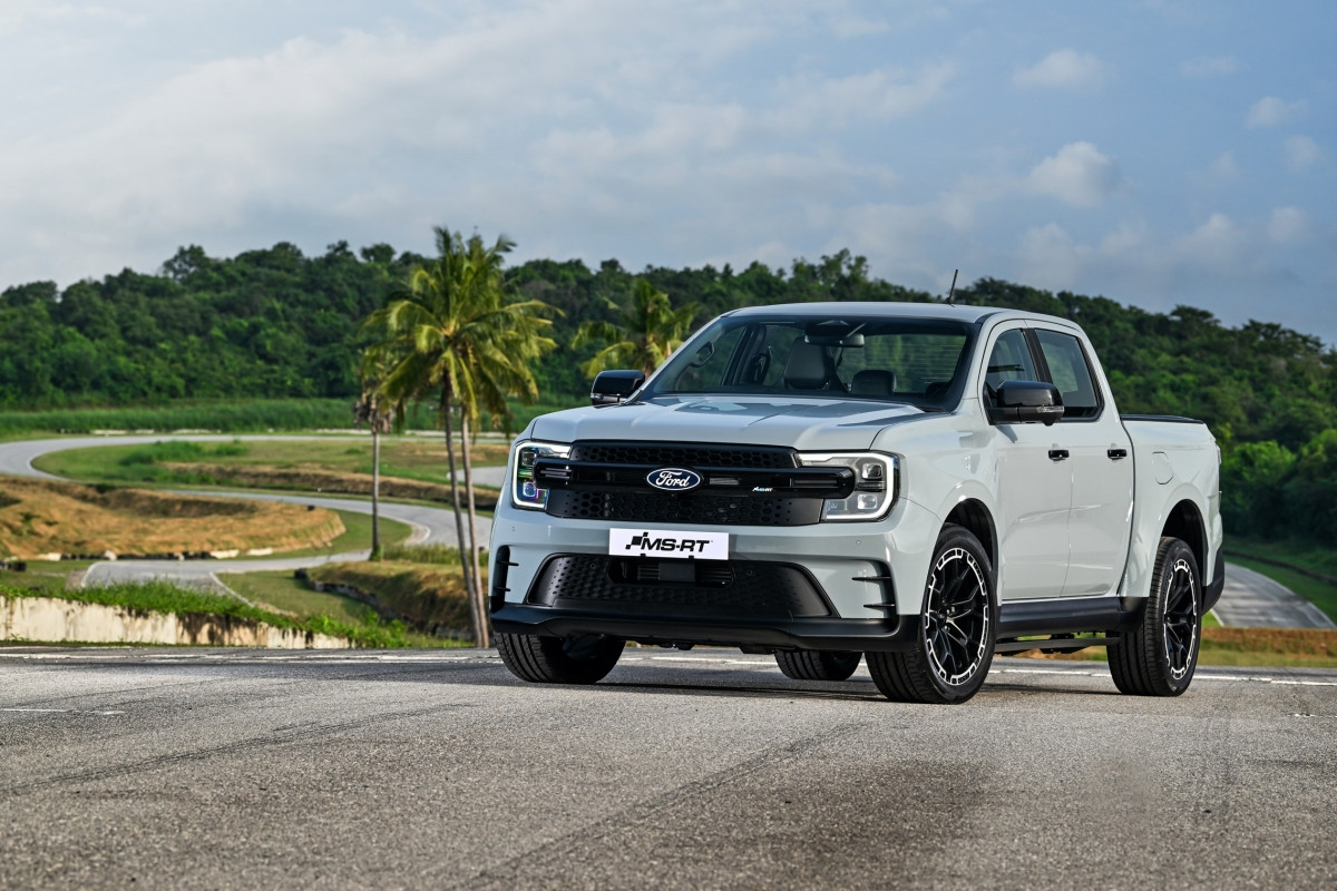 รถกระบะ Ford Ranger 3.0 V6 พร้อมชุดแต่ง MS-RT เพื่อสายซิ่ง ราคา 1.749 ล้านบาท จำนวนจำกัด