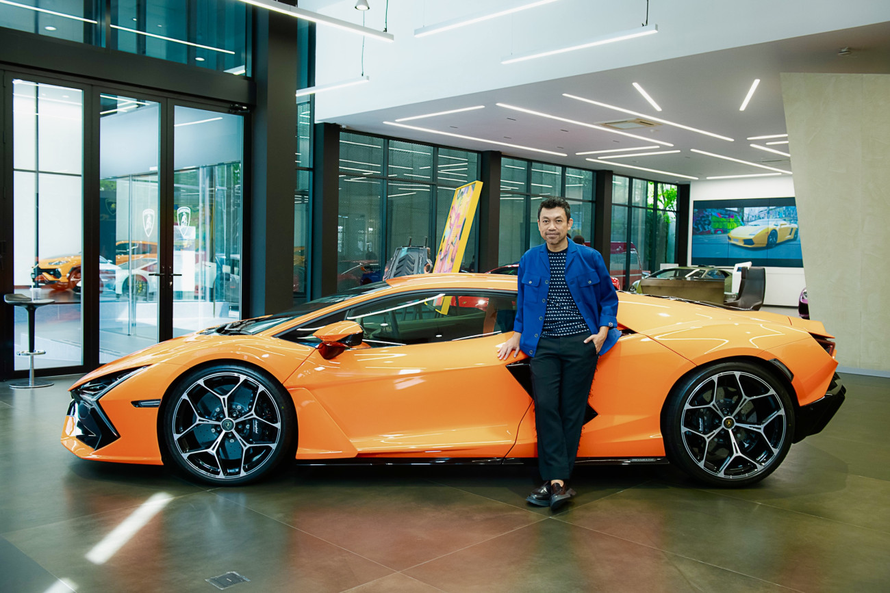 Lamborghini Bangkok จับมือ ศิลปินไทย 'ป๊อด โมเดิร์นด็อก' ครีเอทอาร์ตพีซชิ้นพิเศษ  พร้อมเปิดประมูลเพื่อสมทบทุนให้กับองค์กรการกุศลชั้นนำระดับโลก