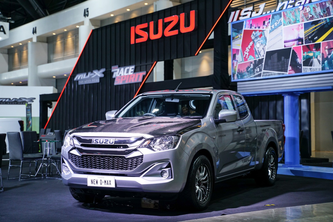 ISUZU