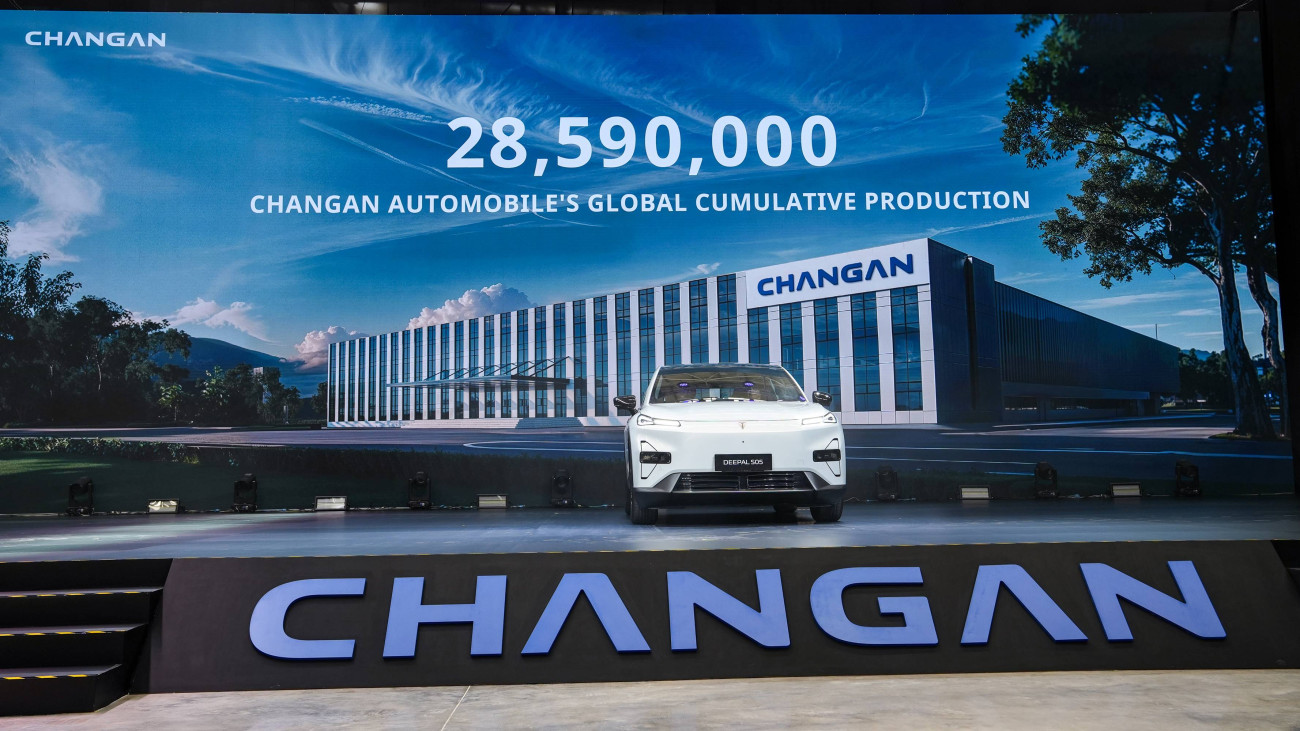 CHANG-AN เปิดโรงงานผลิตรถยนต์ในต่างประเทศแห่งแรกในไทย  ตอกย้ำความแข็งแกร่งระดับภูมิภาค พร้อมขับเคลื่อนไทยสู่เป้าหมาย EV Hub เต็มรูปแบบ