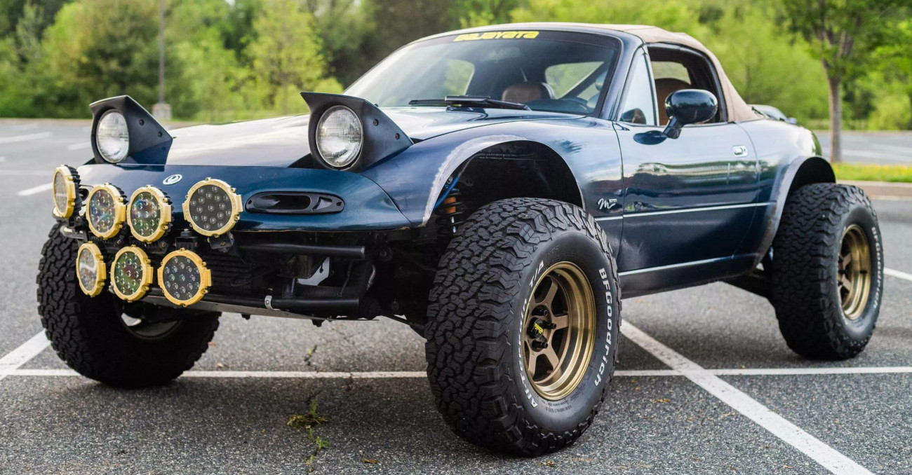 Miata ลุยทางฝุ่น! โรดสเตอร์สุดคลาสสิกถูกแปลงร่างเป็นรถออฟโรดเต็มตัว