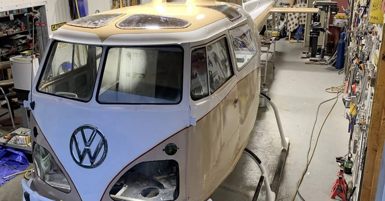 VW Bus สุดแนว! แปลงร่างเป็นเฮลิคอปเตอร์ล้อไม่ลอย แต่หล่อจนเหมือนบินได้