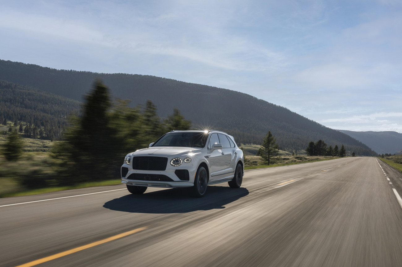 เบนท์ลีย์ แบงค็อก เปิดรับจอง New Bentayga Speed ยนตรกรรมเอสยูวีสมรรถนะสูง เรือธงรุ่นใหม่