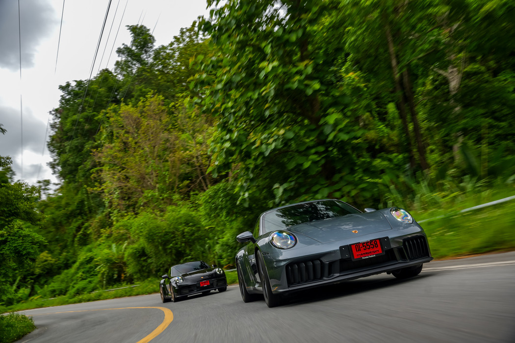 T-Hybrid ใหม่: ขุมพลังไฮบริดน้ำหนักเบา ล้ำหน้าด้วยเทคโนโลยี ปอร์เช่ 911 GTS T-Hybrid และ 911 Carrera ใหม่ สัมผัสสมรรถนะเร้าใจทุกโค้ง