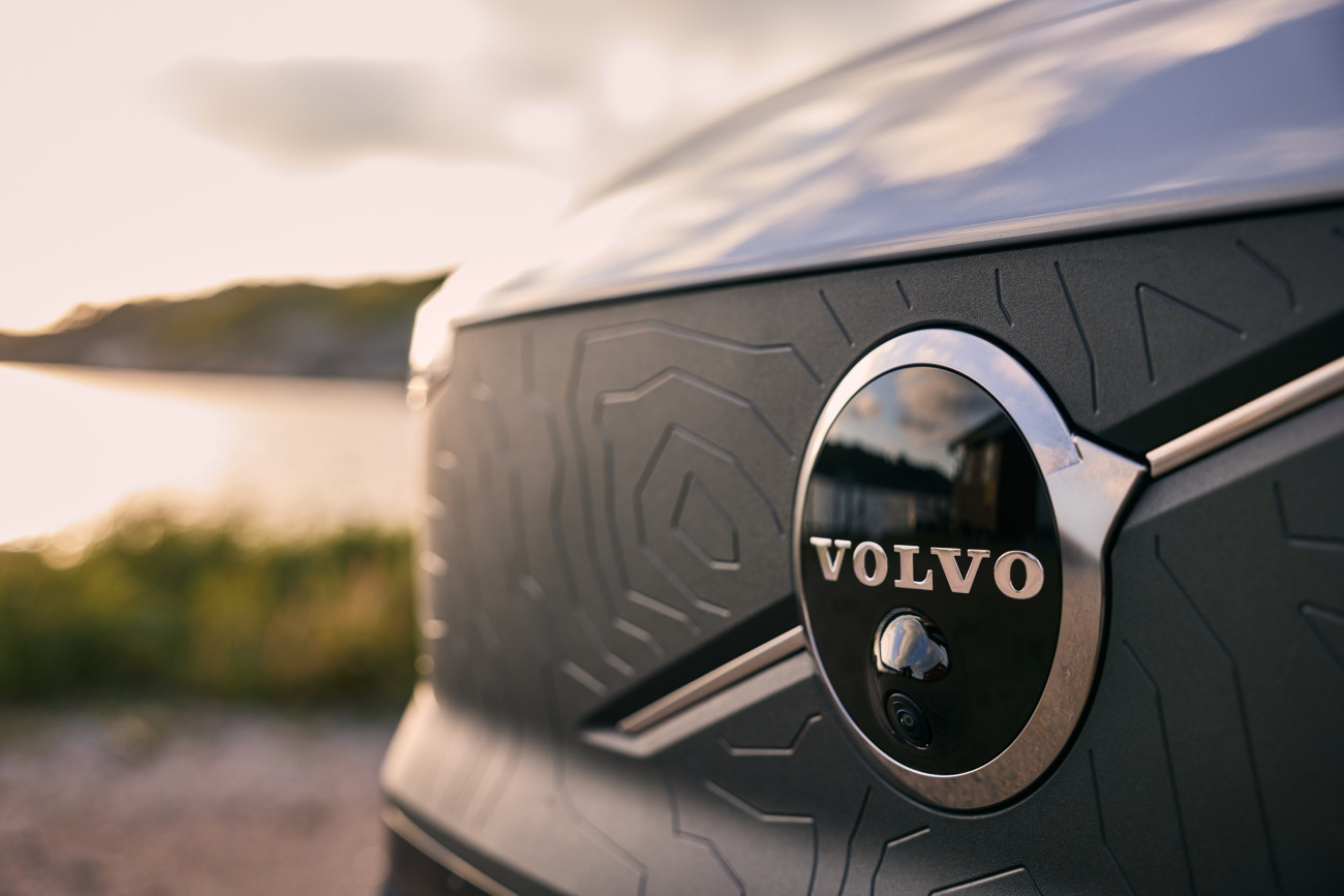 The New Volvo EX30 Cross Country เปิดตัวแล้วที่ประเทศไทย ยนตรกรรมไฟฟ้าที่พร้อมพาคุณก้าวข้ามกรอบเดิม ๆ อย่างมีสไตล์