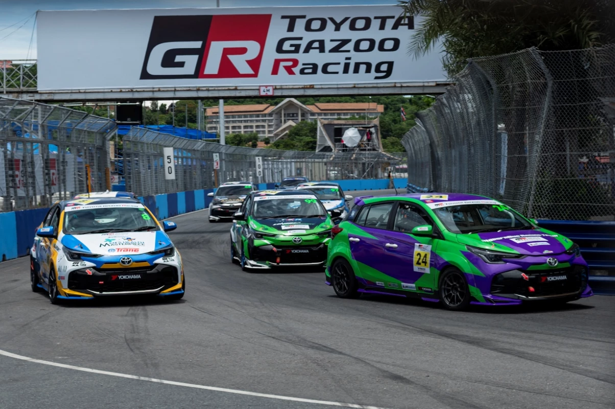 การแข่งขันรถยนต์ทางเรียบสุดมันส์ “Toyota Gazoo Racing Thailand” เปิดฤดูกาลแข่งอย่างเป็นทางการ พร้อมประเดิมสนามแรกที่ สนามบางแสน สตรีท เซอร์กิต