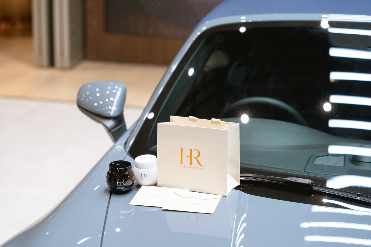 เอเอเอสฯ จับมือ Helena Rubinstein สร้างช่วงเวลาแห่งความงามและความรักในเทศกาลวันแม่ ด้วยประสบการณ์ปรนนิบัติผิวหน้าสุดเอ็กซ์คลูซีฟสำหรับครอบครัวเอเอเอสฯ