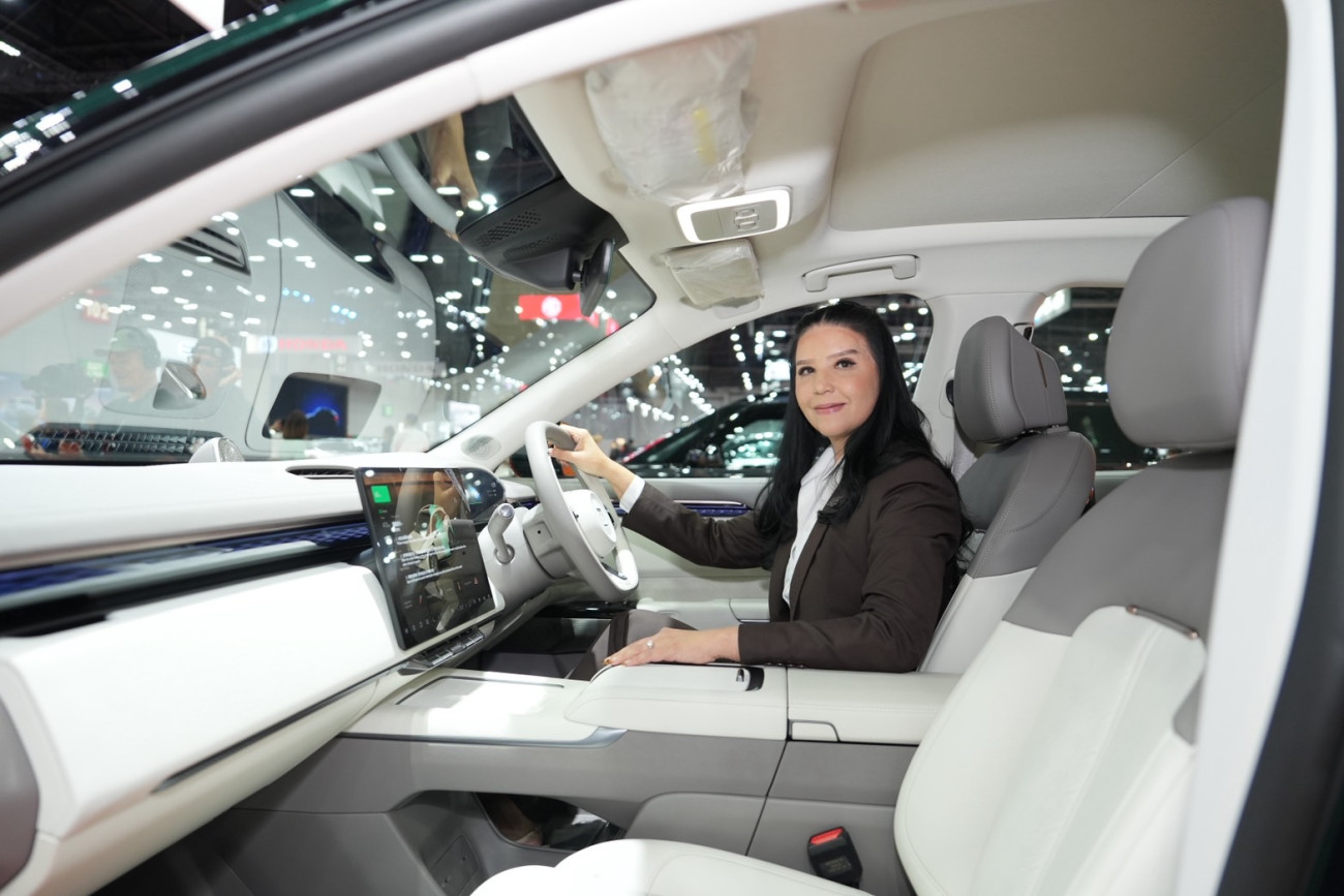 ซีเคอร์ ซี โมบิลิตี้ พลัส ชวนสัมผัสยนตรกรรมไฟฟ้ารุ่นล่าสุด ZEEKR 7X SUV ที่ก้าวข้ามทุกข้อจำกัด เสริมทัพด้วยรุ่นยอดนิยม ZEEKR 009 และ ZEEKR X