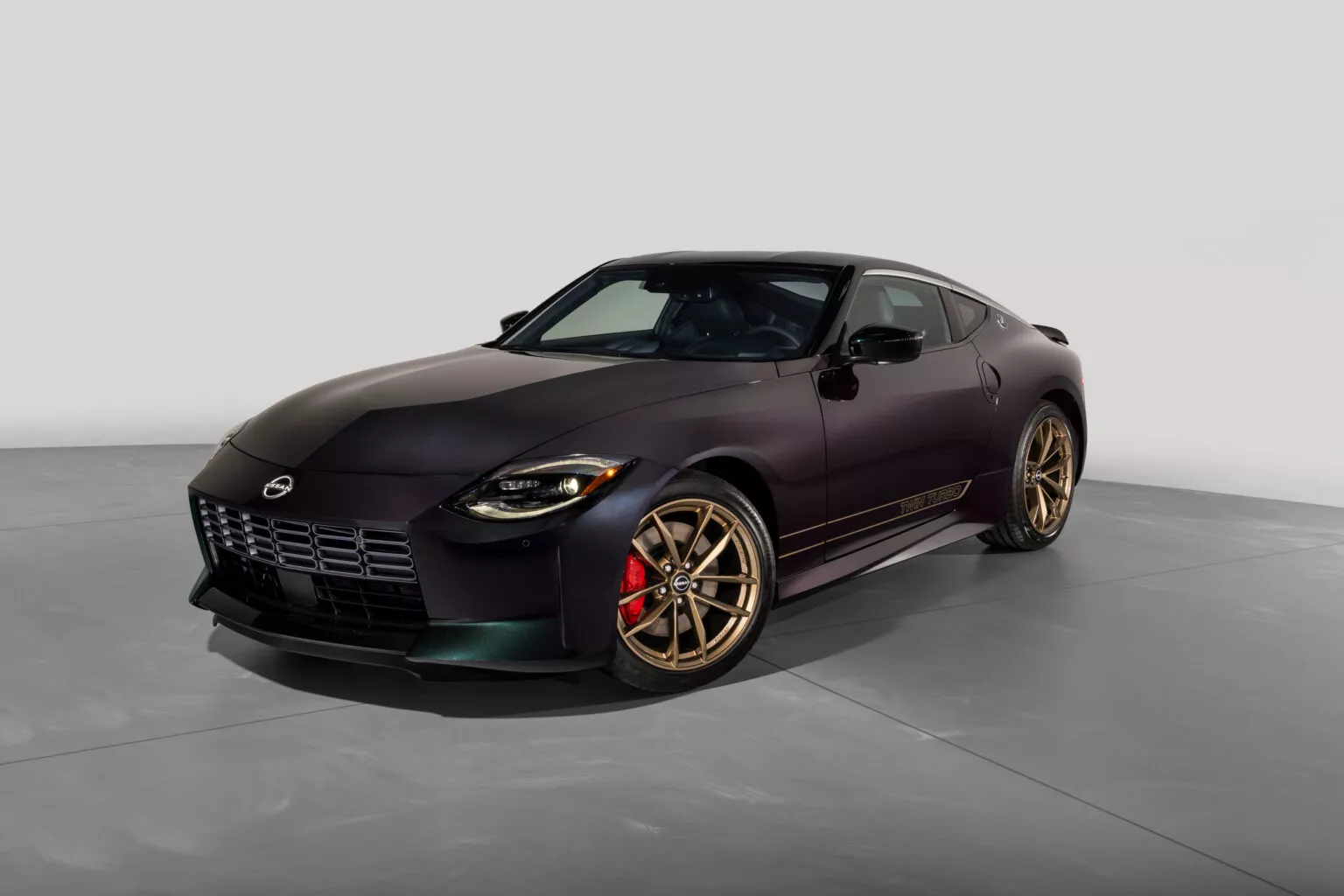 Nissan Z Heritage Edition ปี 2026 เติมกลิ่นอาย 90’s ให้สาวก 300ZX ได้ฟีลสุด ๆ