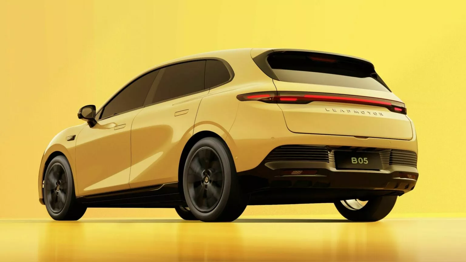 ศึกชิงบัลลังก์รถยนต์ไฟฟ้าจีนในเยอรมนี BYD ปะทะ Stellantis ปมยอดขาย Leapmotor