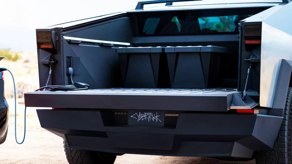 Tesla ยกเลิก Cybertruck รุ่นมอเตอร์เดี่ยว ราคาประหยัดที่สุดอย่างเงียบ ๆ