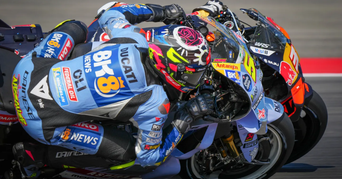 น้องใหม่ Aldeguer ซิวแชมป์ระดับ MotoGP ได้เป็นครั้งแรก ส่วน Marc ล้มบาดเจ็บหนัก ในสนามที่ 18 บนแผ่นดินอินโด