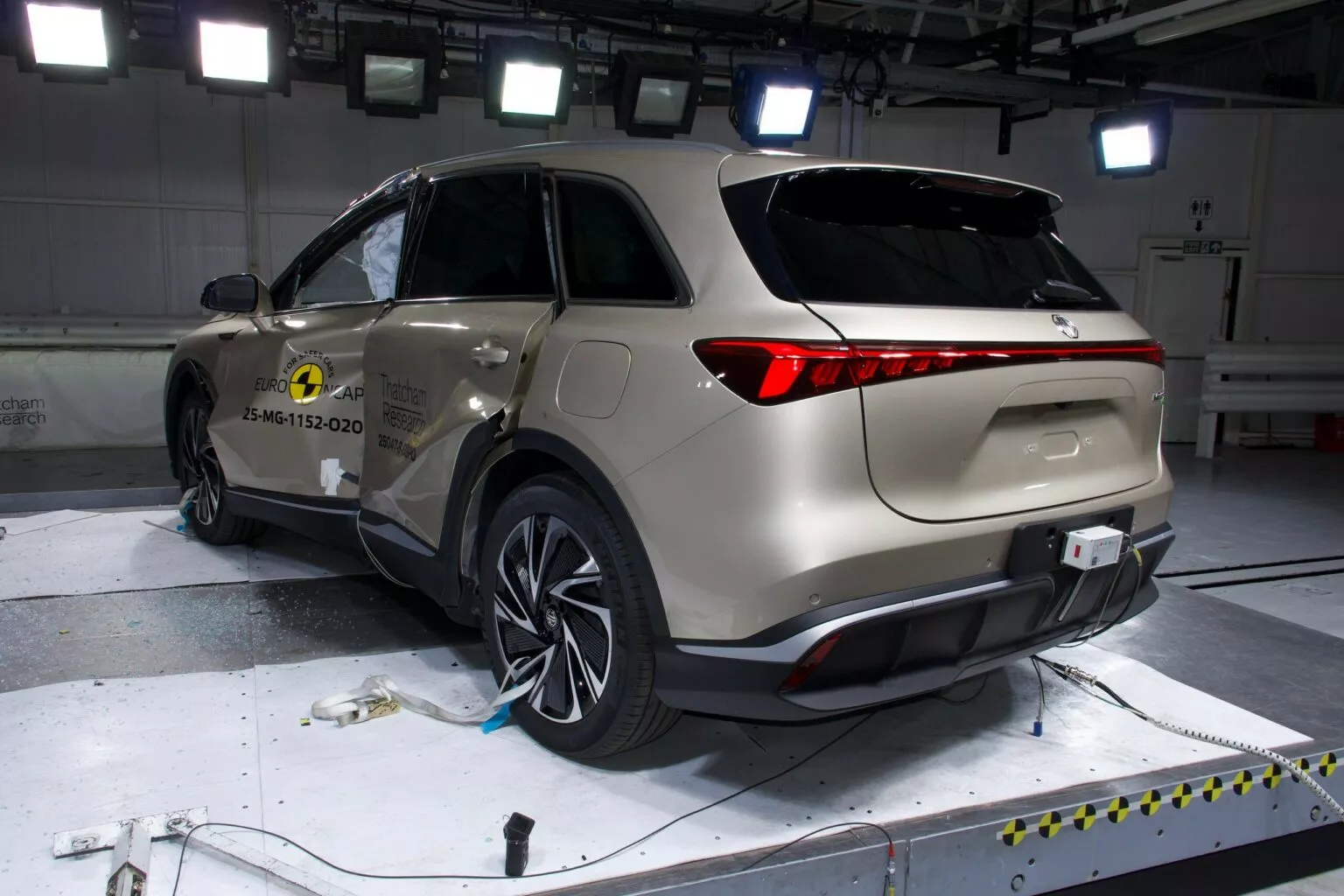 MG S6 EV ใหม่เปิดตัวโดยไม่ตั้งใจ เผยโฉมผ่านผลทดสอบชนจาก Euro NCAP พร้อมคะแนนความปลอดภัยระดับ 5 ดาว