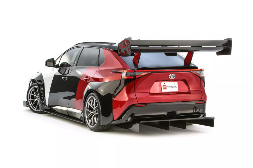 Toyota เปิดตัว “bZ Time Attack Concept” รถยนต์ไฟฟ้าสายซิ่งแรงกว่า 400 แรงม้า เตรียมโชว์ในงาน SEMA Show