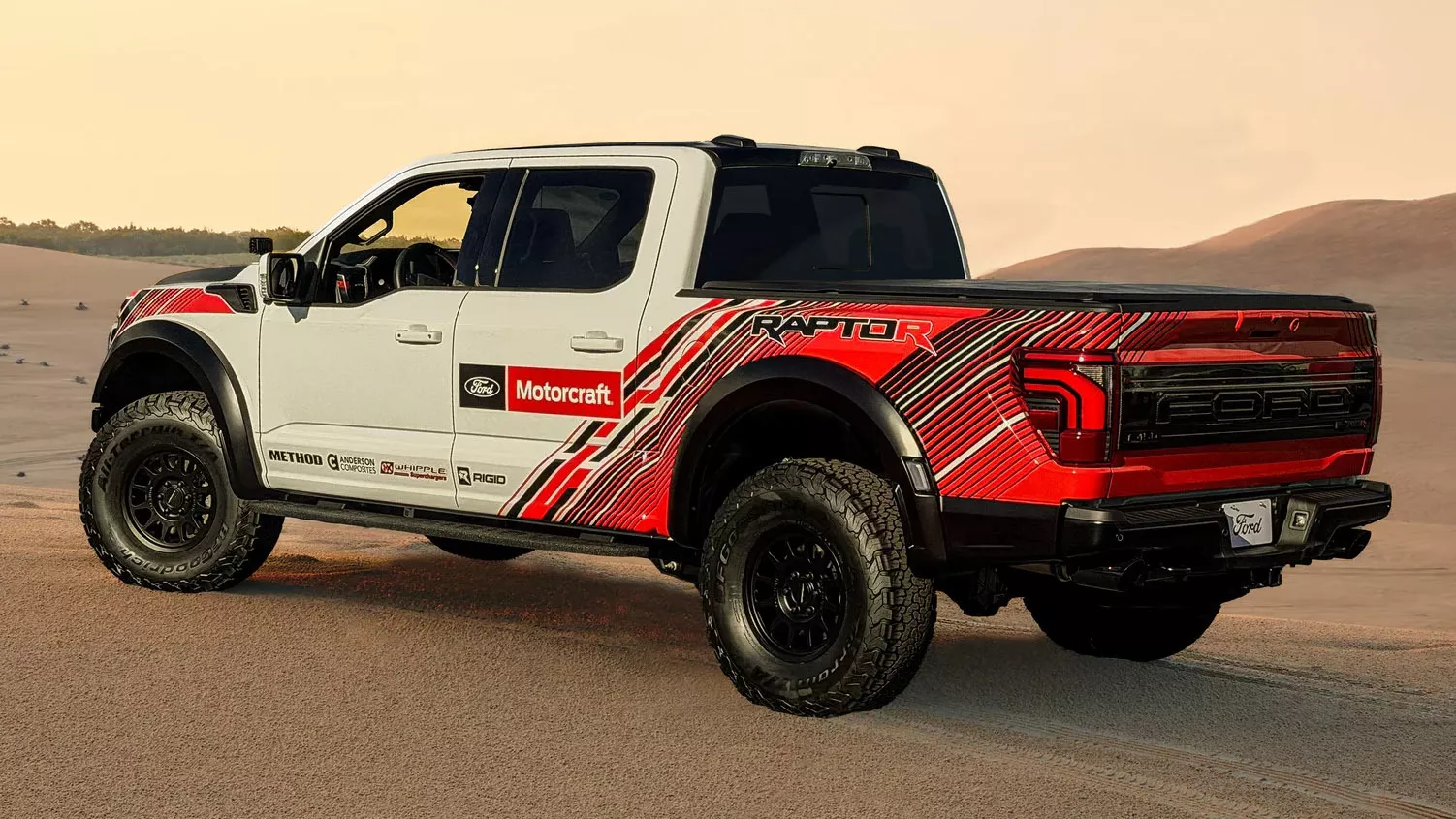 Ford F-150 Raptor R รุ่นใหม่ แรงทะลุ 900 แรงม้า จากชุดซูเปอร์ชาร์จ Whipple เต็มพิกัดสมรรถนะ