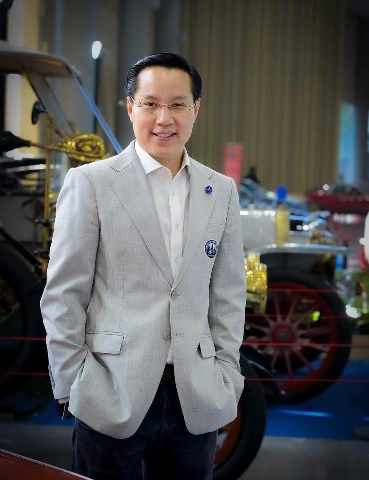 ดร.อรรถวิชช์ สุวรรณภักดี เลขาธิการสมาคมรถโบราณแห่งประเทศไทย เปิดเผยผ่าน Facebook ส่วนตัวว่า เริ่มแล้ว! นำรถโบราณเข้าประเทศได้