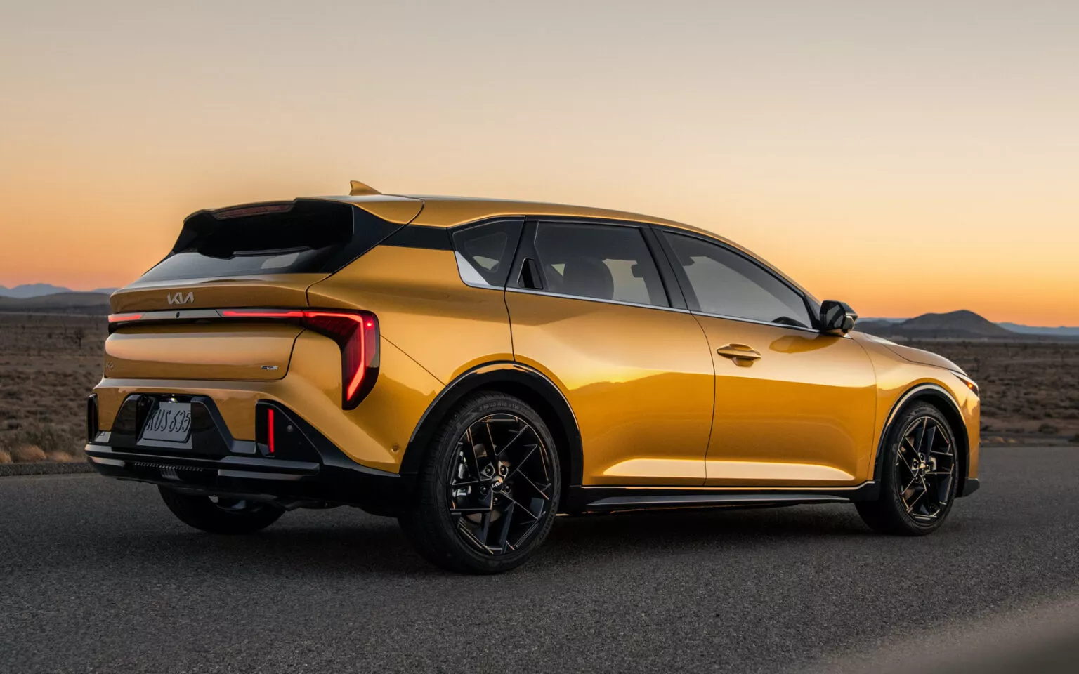 Kia K4 Hatchback ใหม่ ตัดรุ่นพื้นฐาน จัดสเปกแน่น ราคาโดน