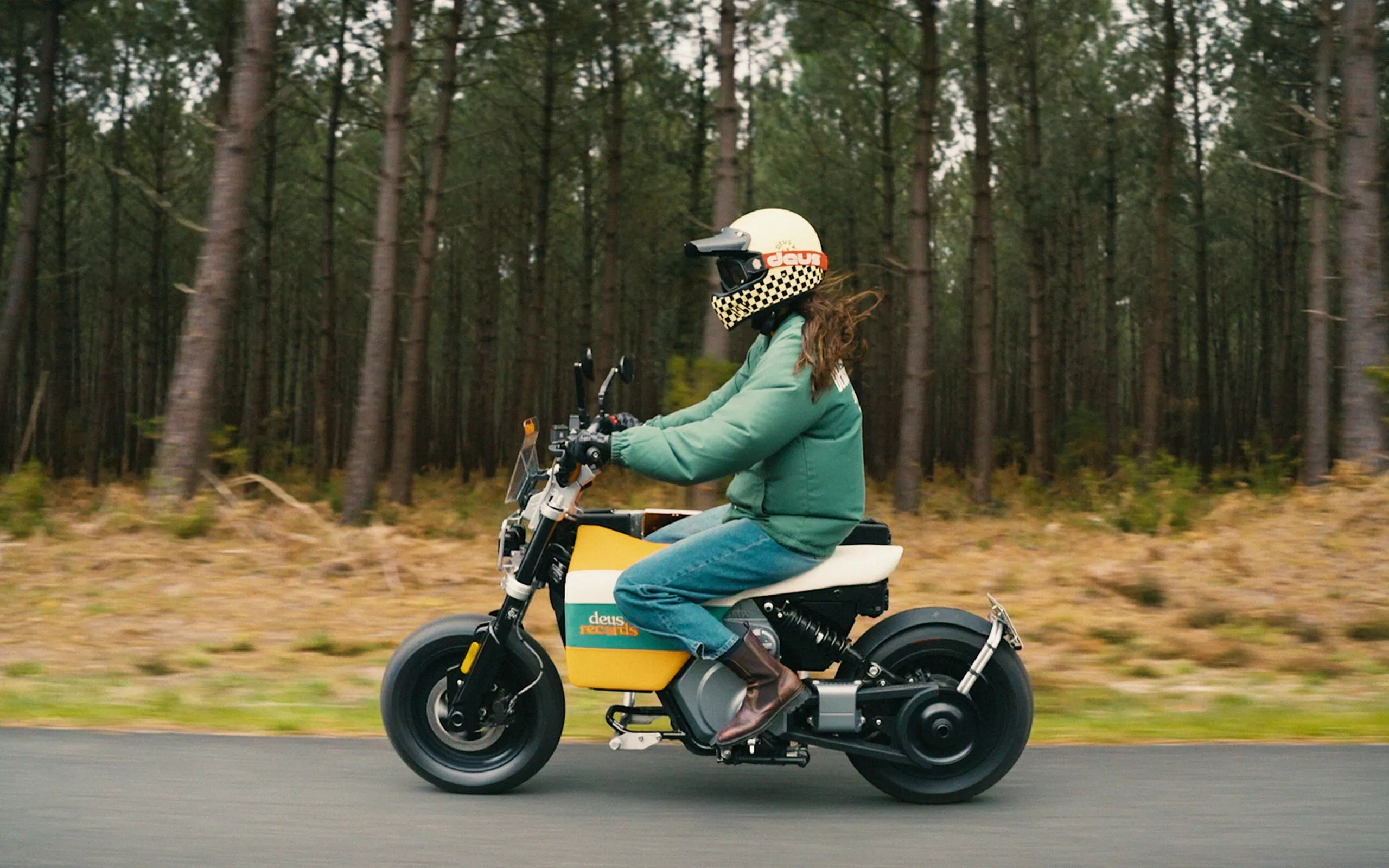 BMW Motorrad x Deus
