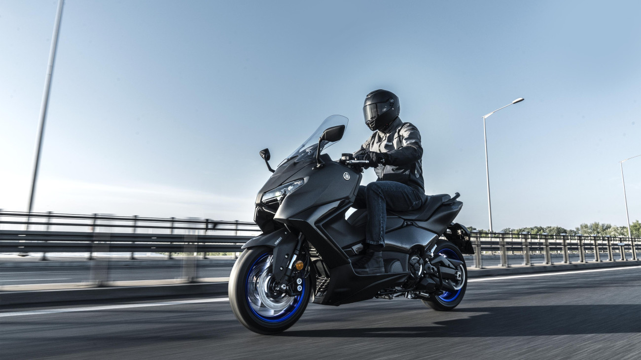 Yamaha TMAX560