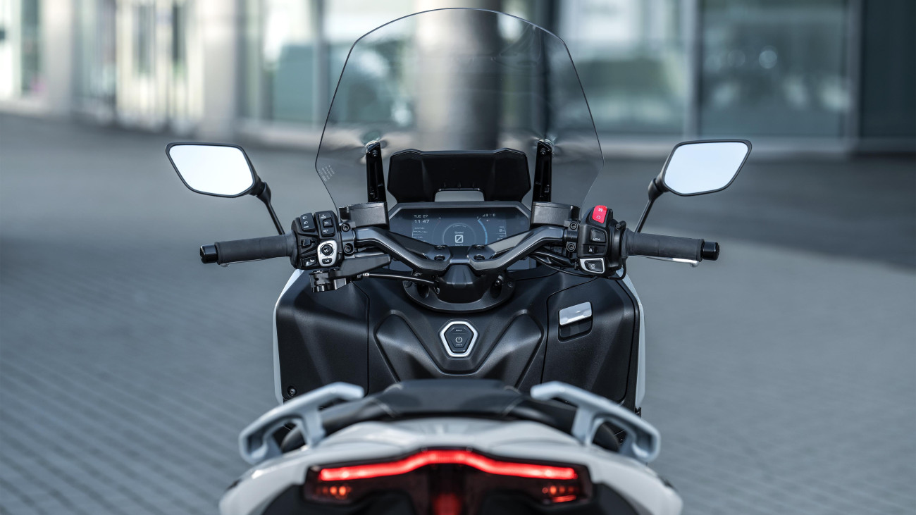 Yamaha TMAX560