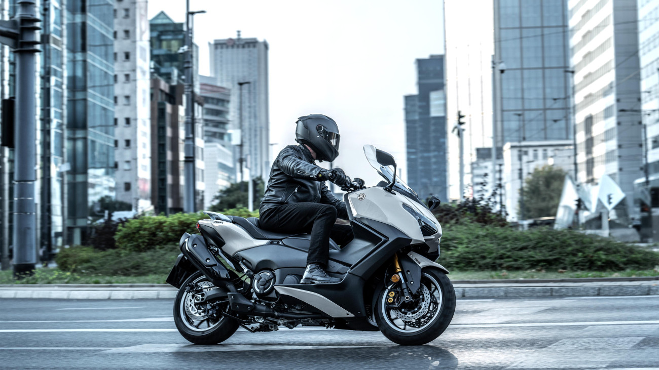 Yamaha TMAX560