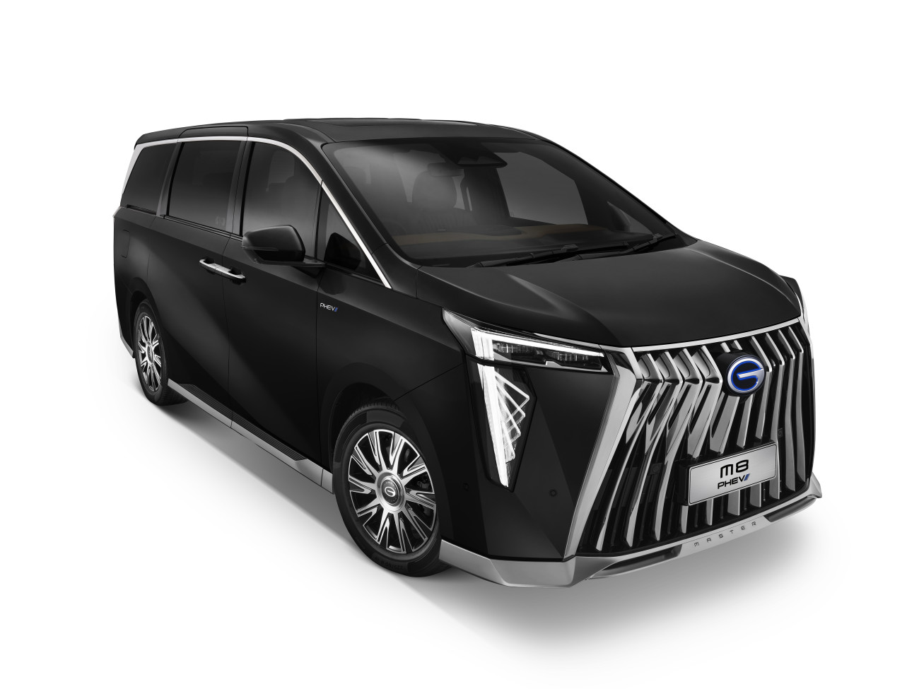 M8 PHEV