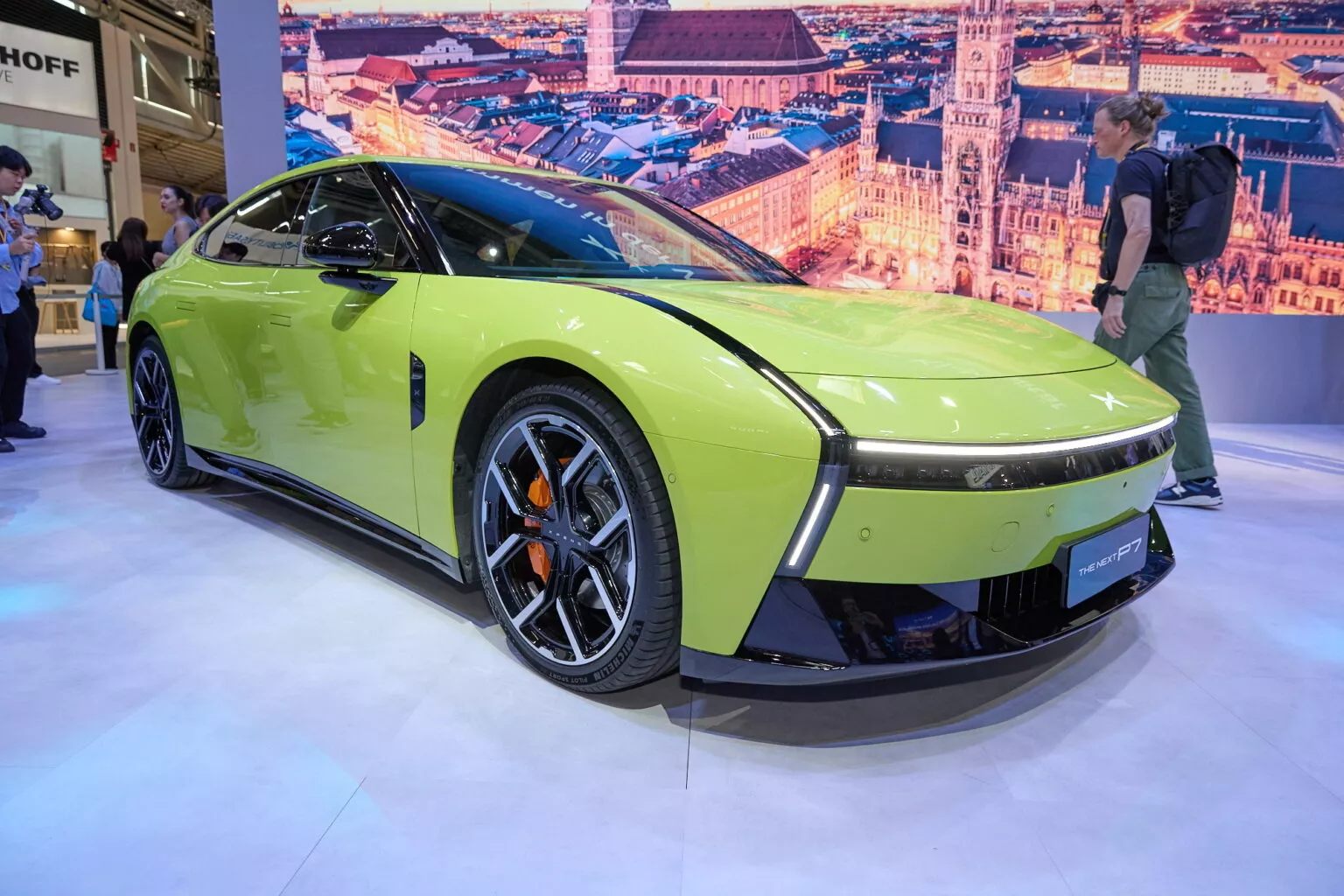 Xpeng P7