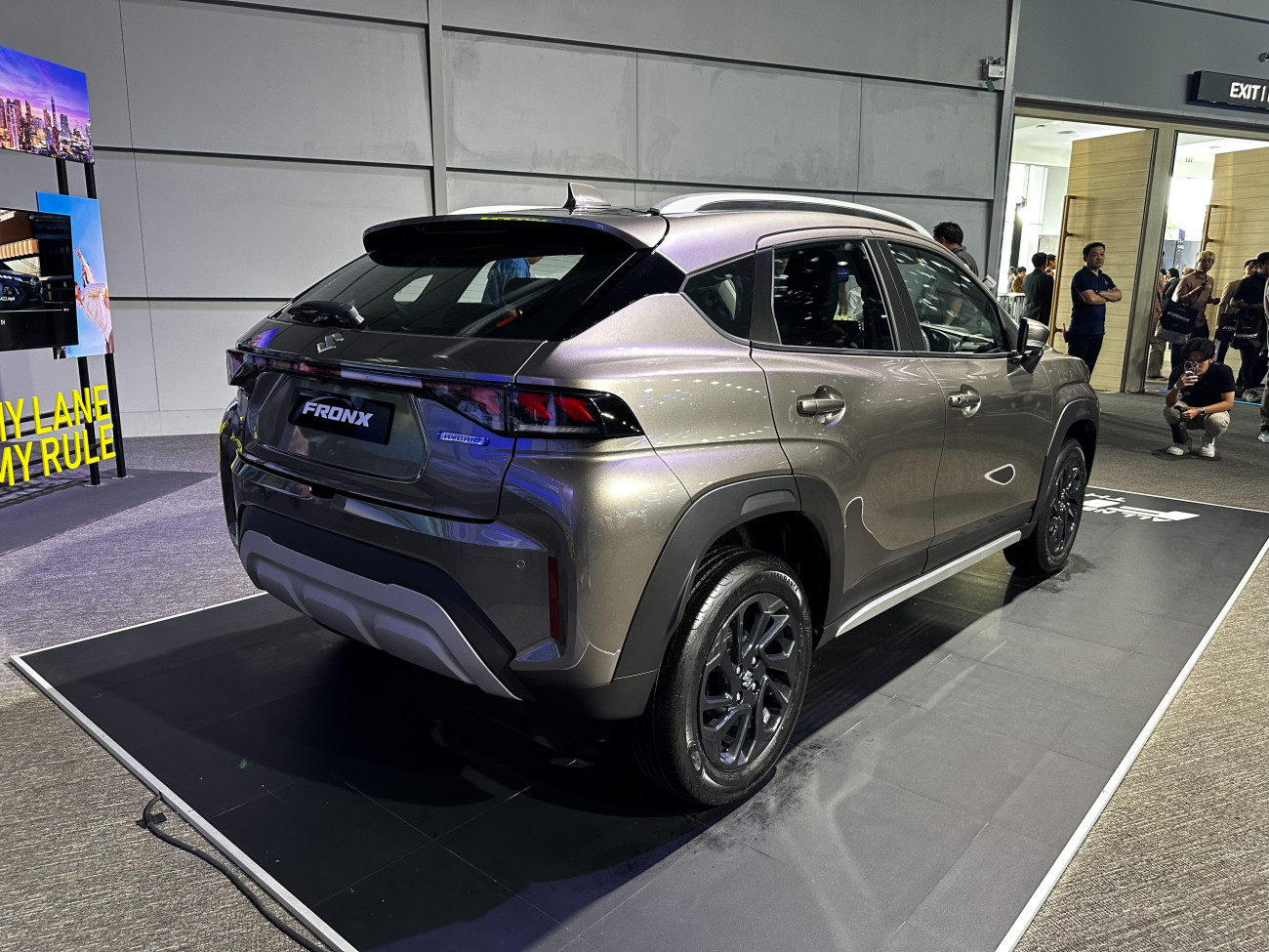 SUZUKI FRONX