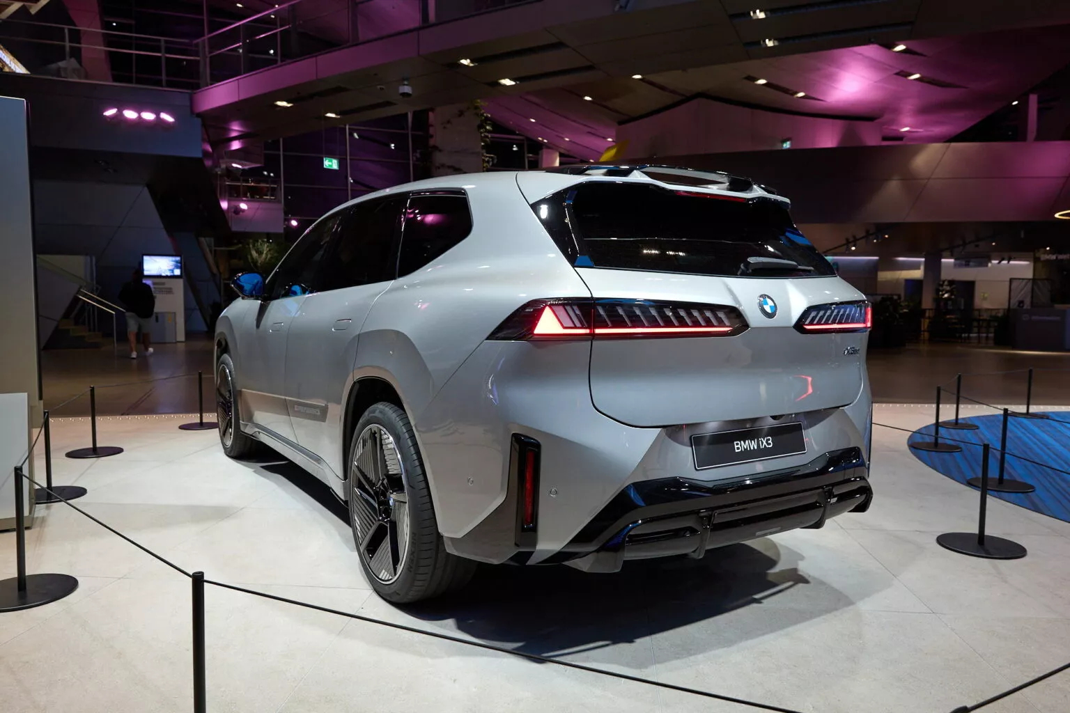 BMW iX3