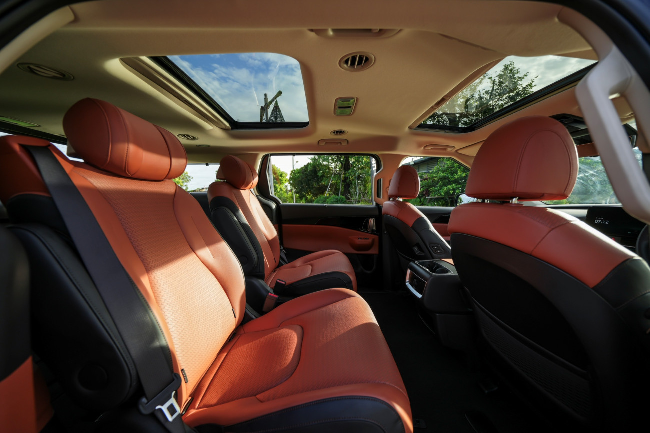 The new Kia Carnival HEV 7-seater
