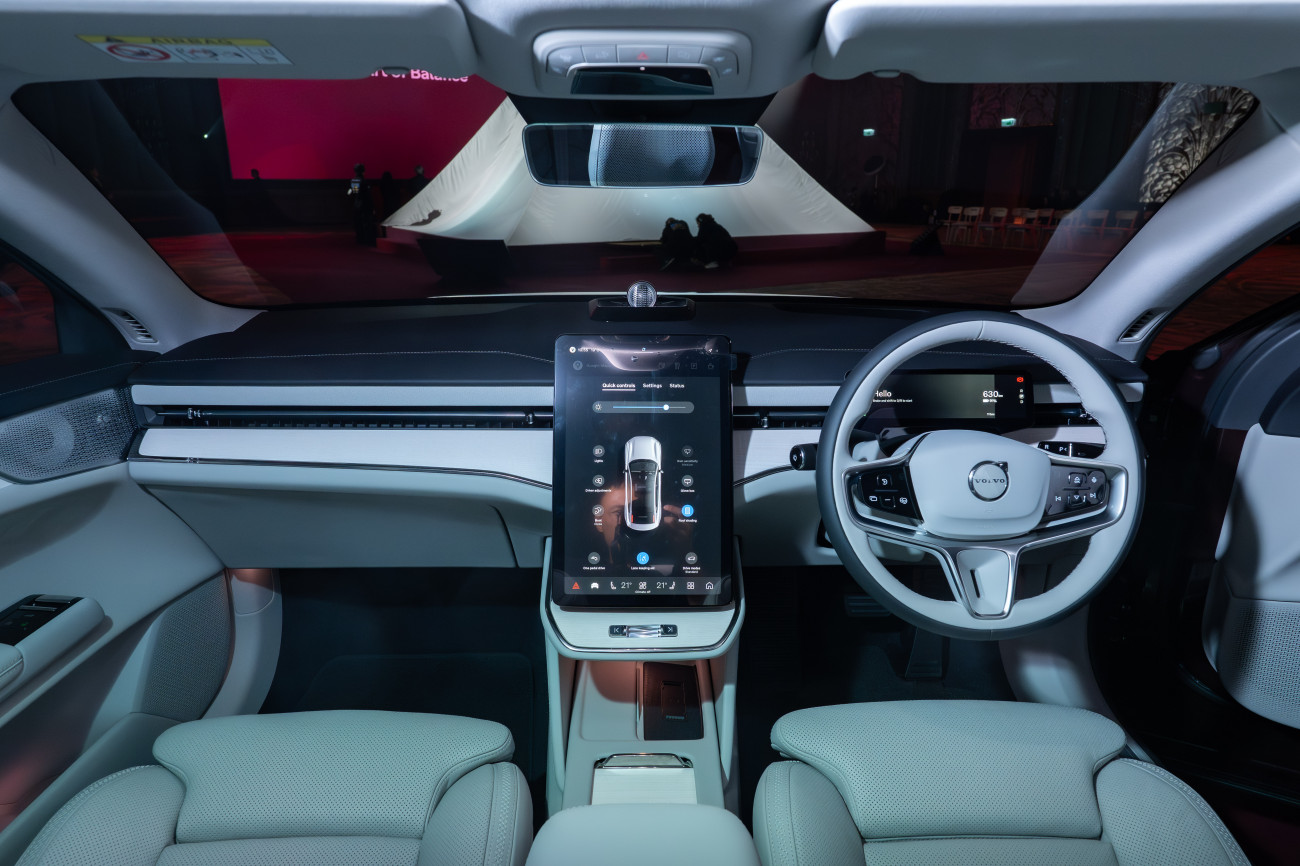Volvo ES90