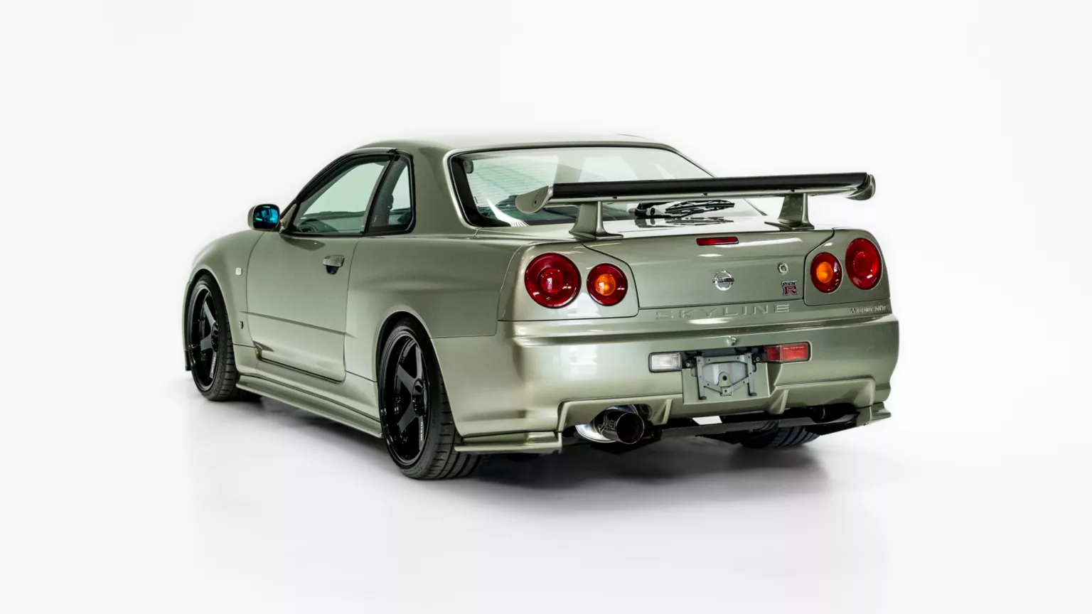 Nissan Skyline R34 ปี 2002 ทำราคาประมูลทะลุ 442,000 ดอลลาร์