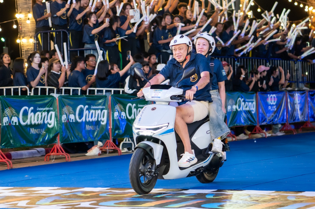 ไทยฮอนด้า สนับสนุนงานวิ่งไนท์รันระดับโลก ‘บุรีรัมย์มาราธอน 2026’ พร้อมนำรถจักรยานยนต์ไฟฟ้า New Honda CUV e: ใช้ในระบบการจัดงาน