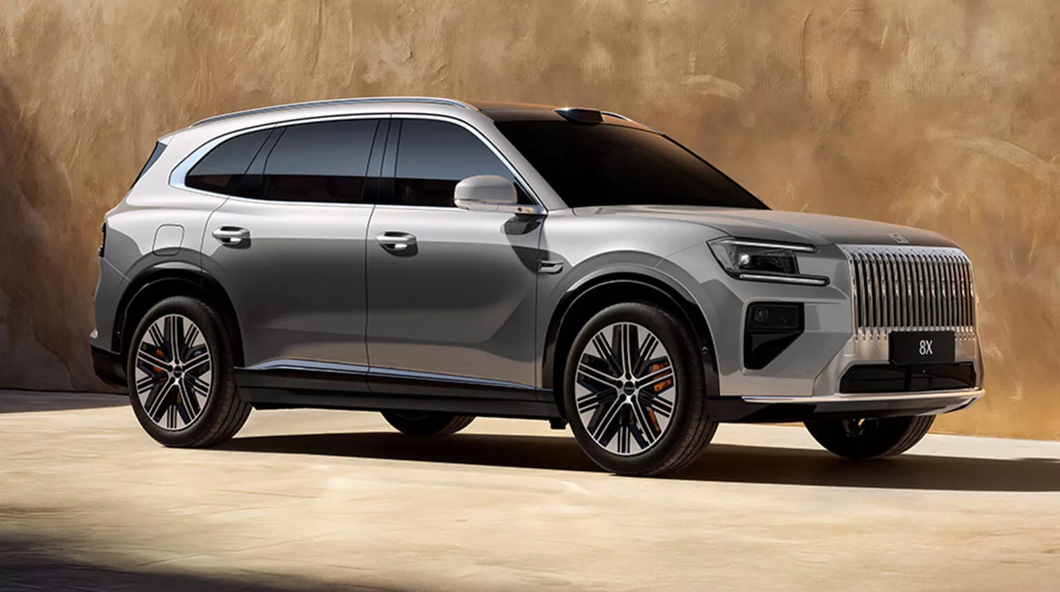 Zeekr 8X เอสยูวีใหม่ดีไซน์หรูสไตล์ Rolls-Royce พลังระดับไฮเปอร์คาร์ แต่ยังใช้เครื่องยนต์สันดาป