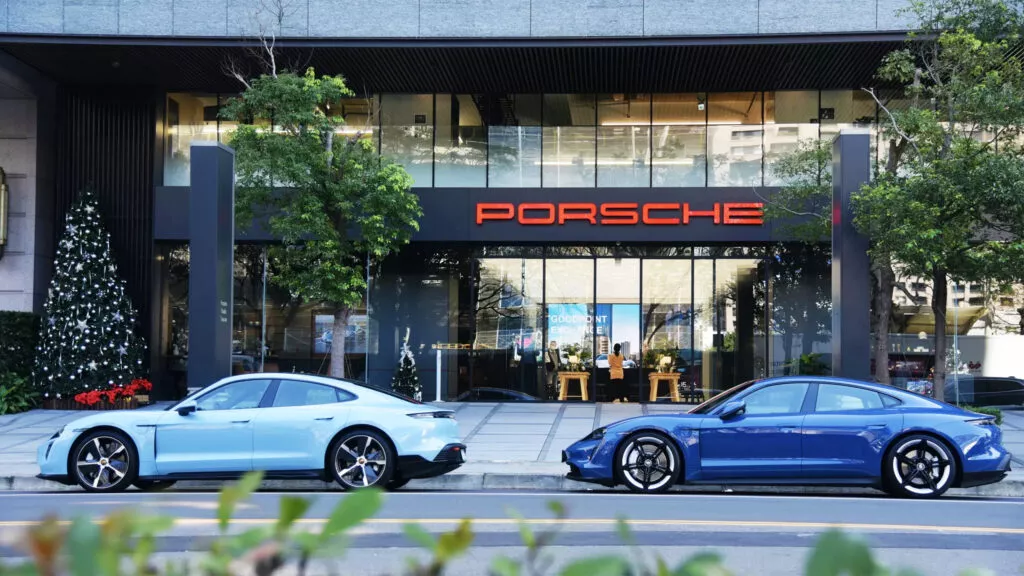 Porsche ครองอันดับหนึ่งความพึงพอใจบริการศูนย์ ดีลเลอร์ ขณะที่ Mini เซอร์ไพรส์ขึ้นนำตลาดแมส