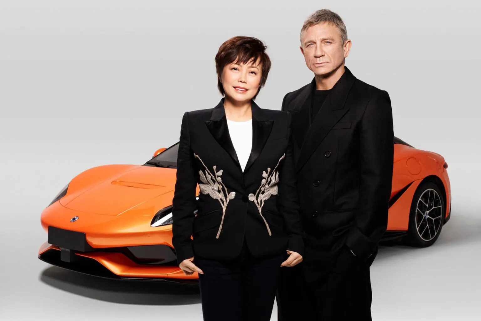 Denza Z สปอร์ตไฟฟ้าจีนเปิดตัวเวอร์ชันผลิตจริง พลังเกือบ 1,000 แรงม้า เล็งชน Porsche 911