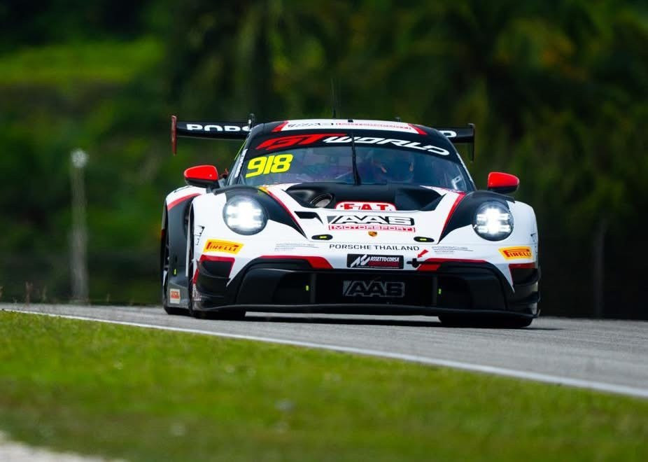 ศึกซูเปอร์คาร์ GT World Challenge Asia สนามเซปังระอุ!  “วุฒิกร & บูส” สู้สุดใจ เก็บแต้มเปิดซีซั่น 2026