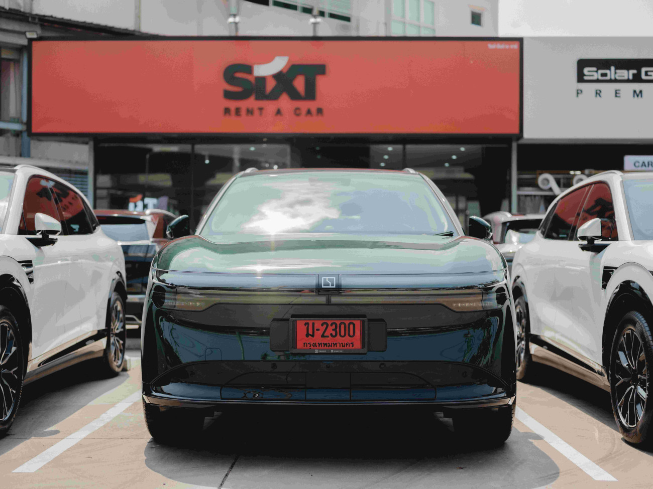 ZEEKR เดินเกมรุกธุรกิจฟลีทอย่างต่อเนื่อง ส่งมอบ ZEEKR 7X แก่ลูกค้าองค์กร สู่มาตรฐานการเดินทางด้วยรถไฟฟ้าระดับพรีเมียม