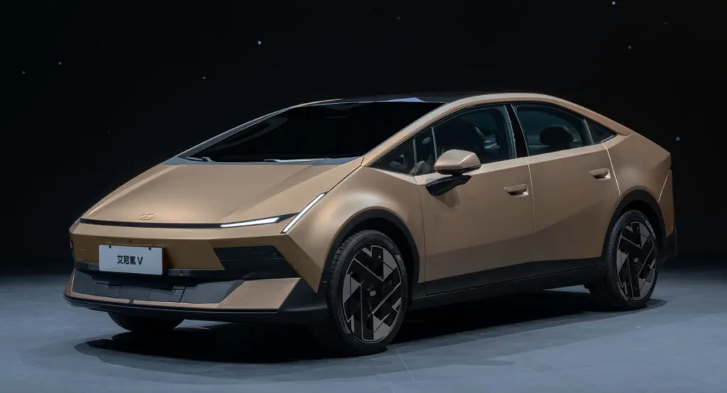 Hyundai เปิดตัว Ioniq V ในจีน EV ดีไซน์ใหม่สุดล้ำ วิ่งไกลกว่า 600 กม. พร้อมประกาศเกมรุกครั้งใหญ่ในตลาดแดนมังกร