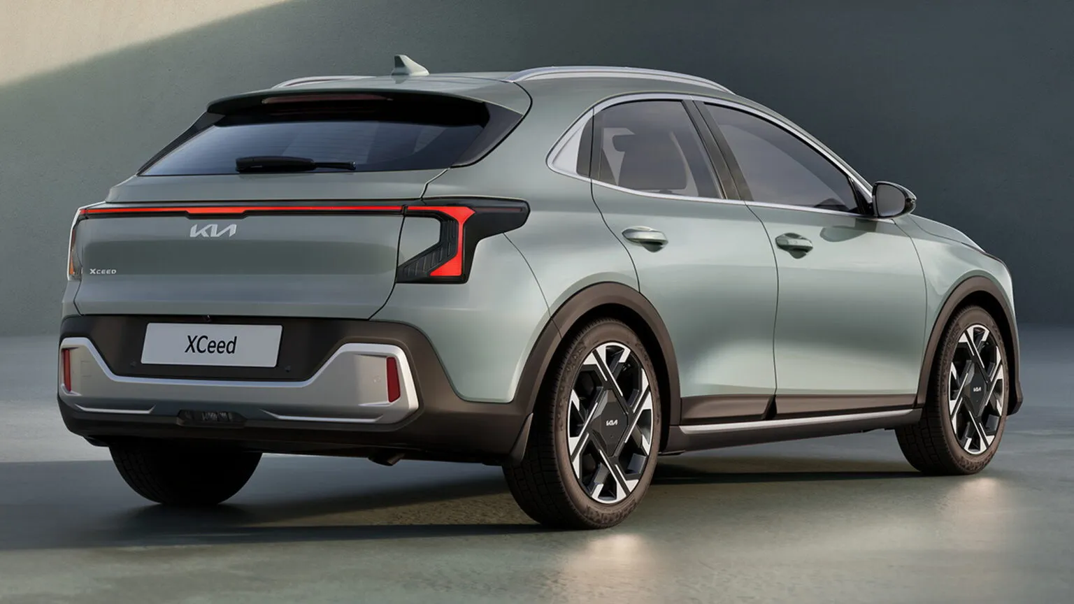 Kia XCeed โฉมใหม่ ปรับลุคสไตล์ EV เพิ่มความทันสมัย อัปเกรดเทคโนโลยี แต่ยังใช้ขุมพลังเดิม